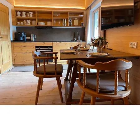 Haus Manzl Apartamento *